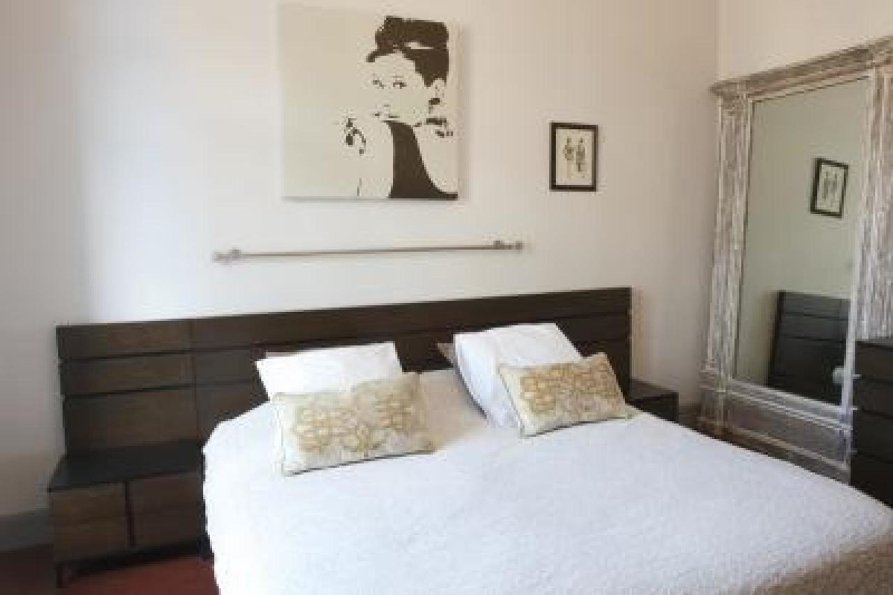 Appartement Carnot 14 *